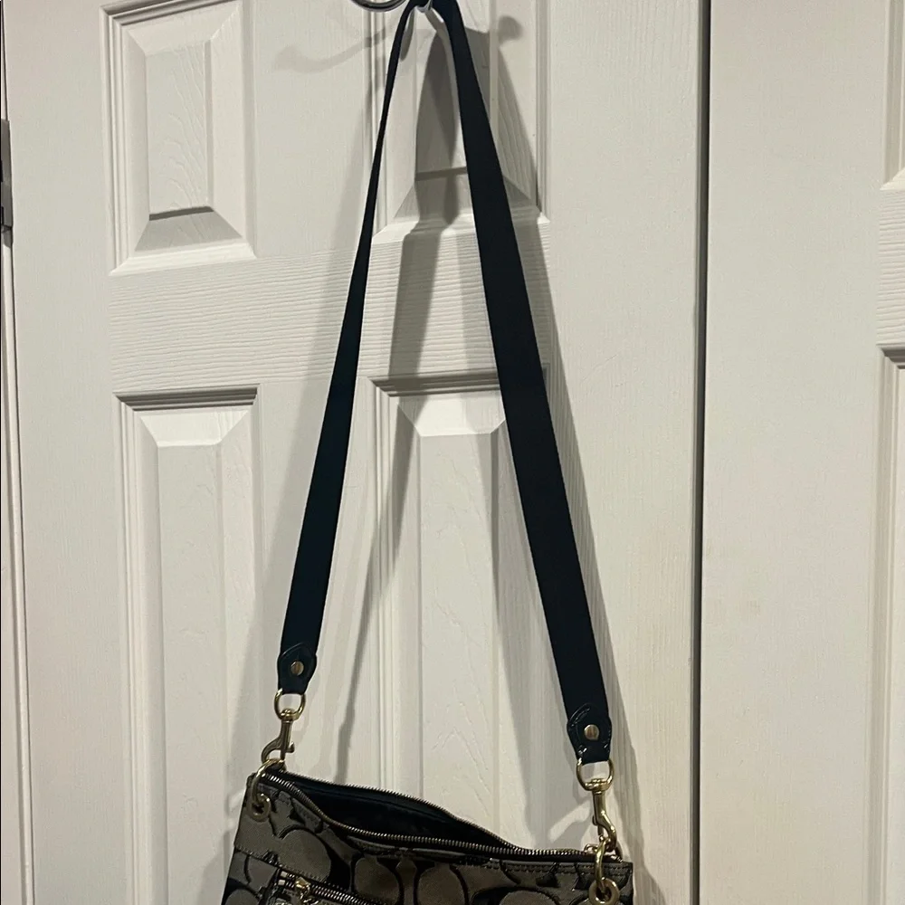 Coach Brown Signature Shoulder Bag - Picture 6 of 13